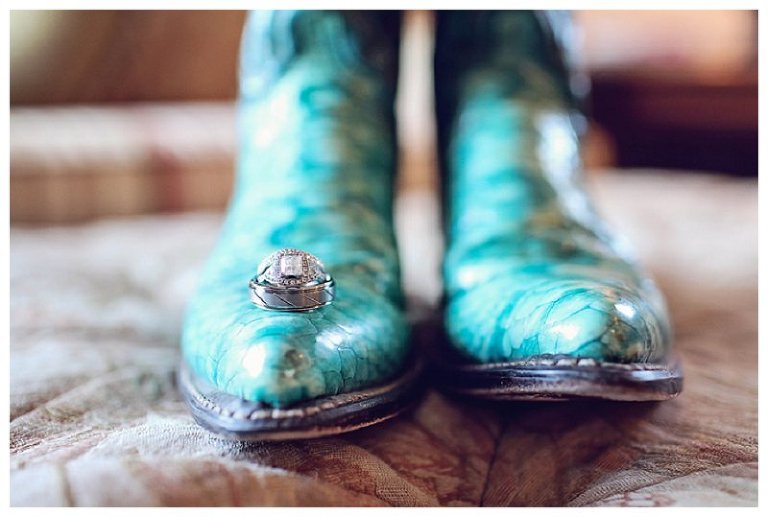 Huntsville, Alabama Wedding Photography (Diana and Landon are Married!)