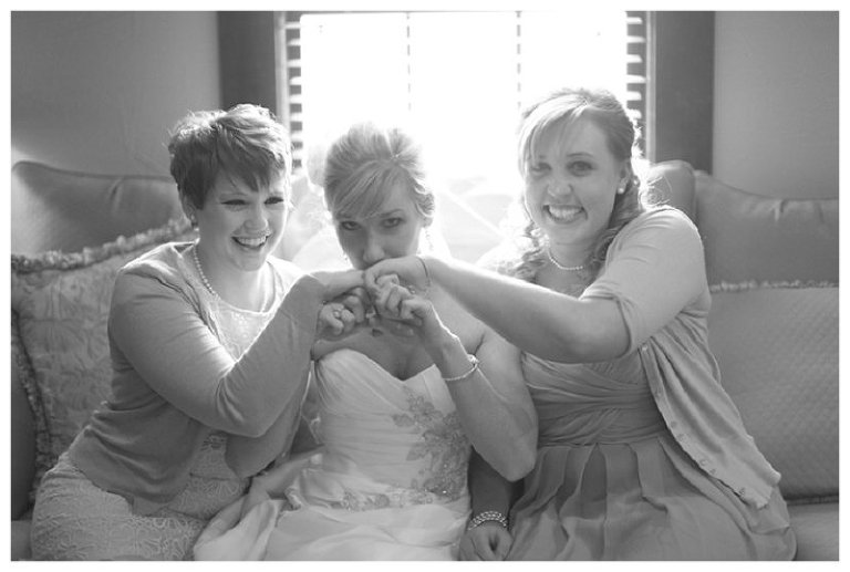 Huntsville, Alabama Wedding Photography (Diana and Landon are Married!)